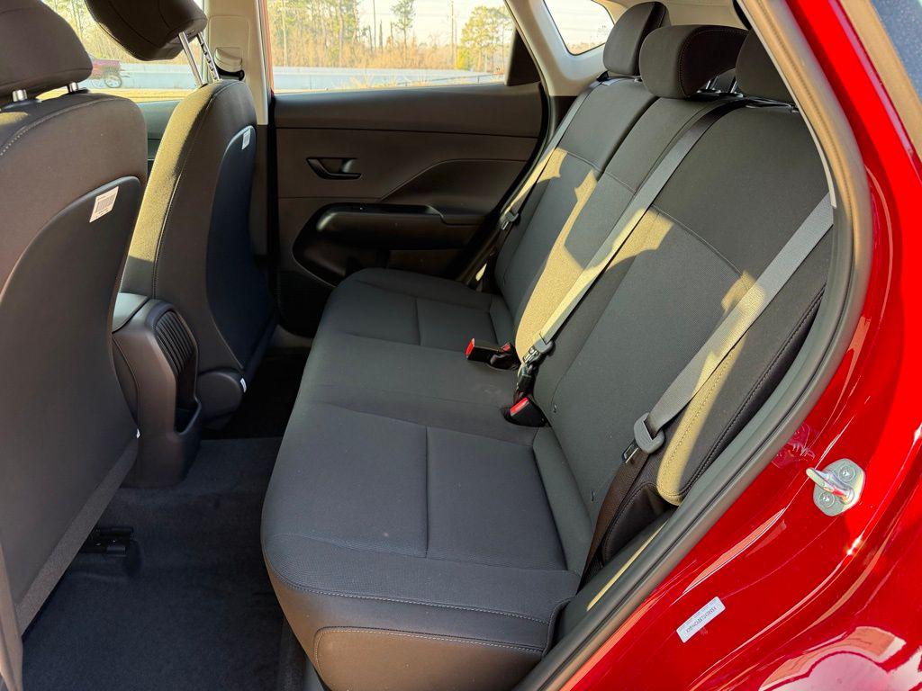 2026 Hyundai Kona SE - Photo 14