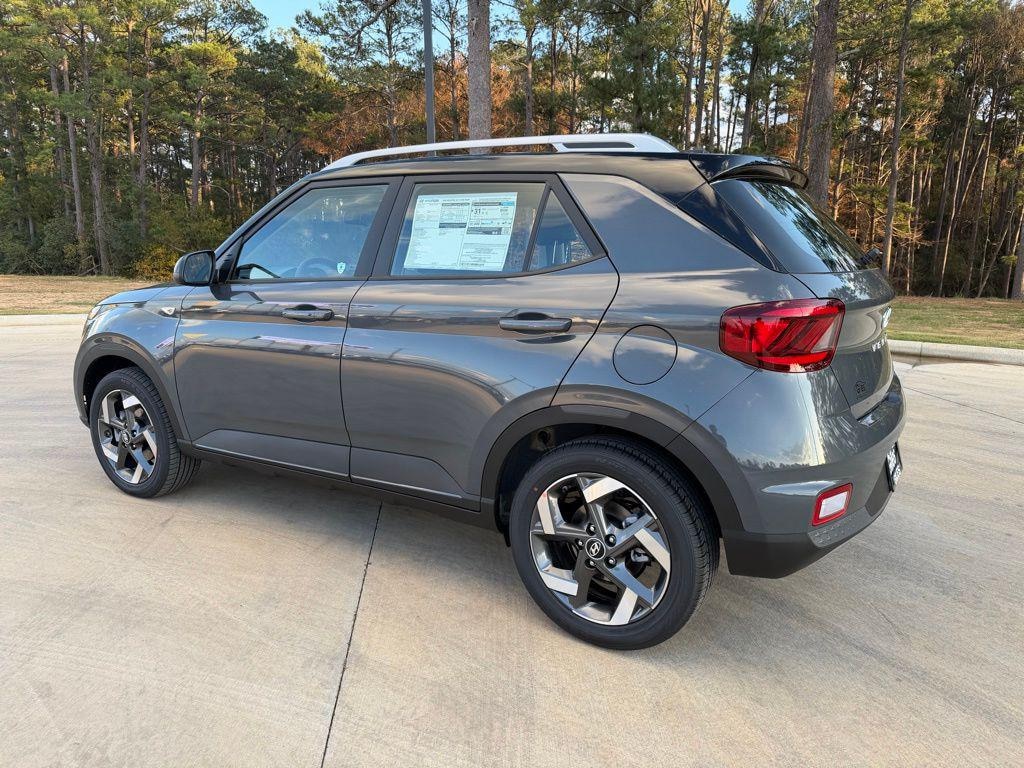 New 2026 Hyundai Venue SEL w/Two-Tone Roof SUV