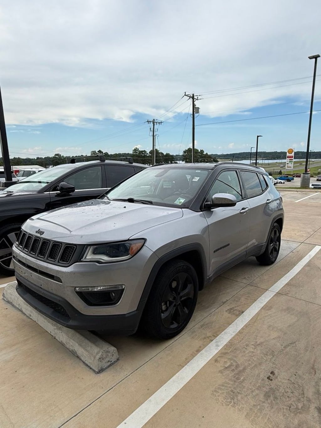 Used 2019 Jeep Compass Latitude FWD SUV