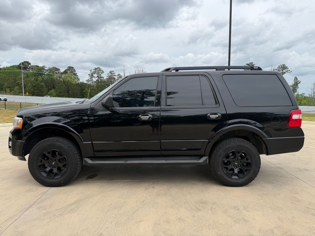 Used 2017 Ford Expedition XLT with VIN 1FMJU1HT4HEA72682 for sale in Alexandria, LA