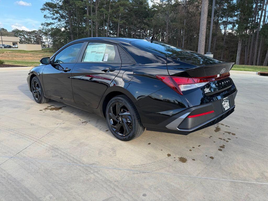 New 2026 Hyundai Elantra SEL Sport Sedan