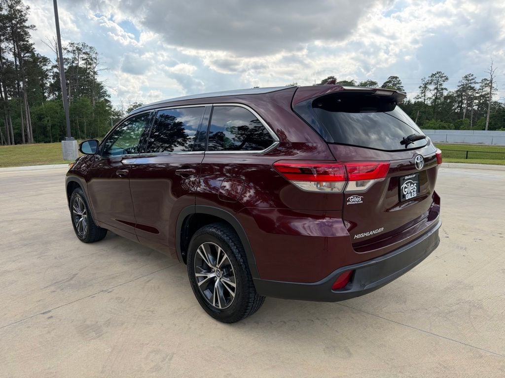 Used 2018 Toyota Highlander XLE V6 SUV