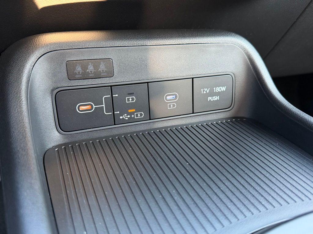 2026 Hyundai Kona SE - Photo 23