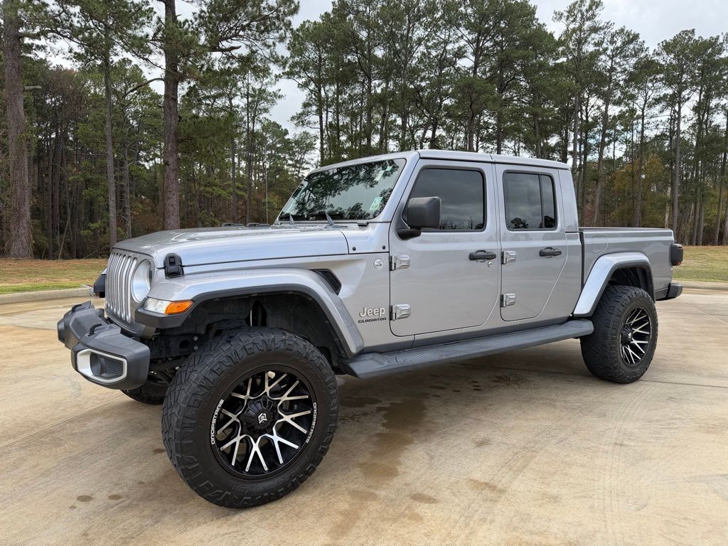 2020 Jeep Gladiator Overland's photo