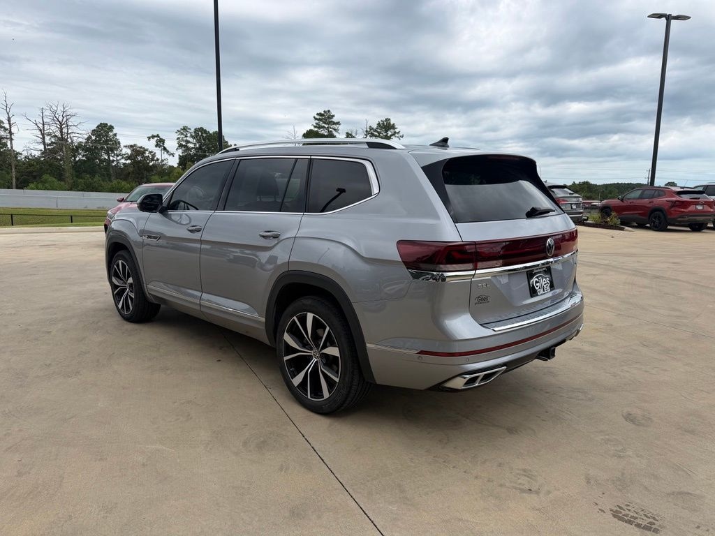 Used 2024 Volkswagen Atlas 2.0T SEL Premium R-Line SUV