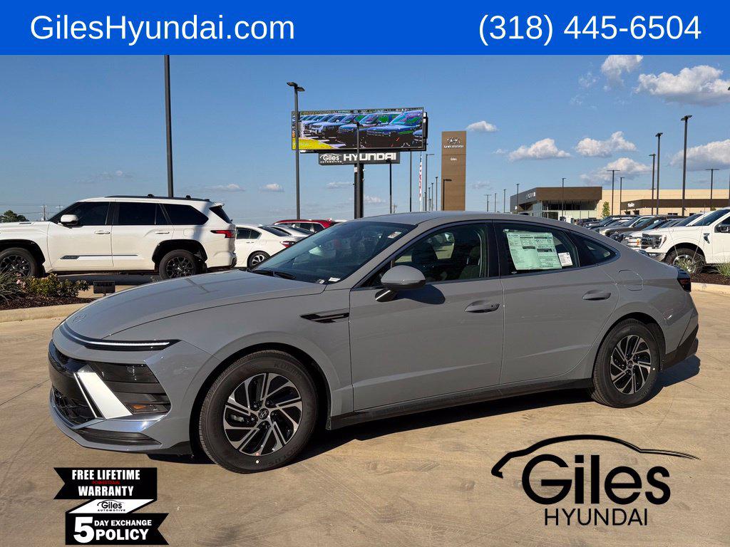 2026 Hyundai Sonata Hybrid Blue