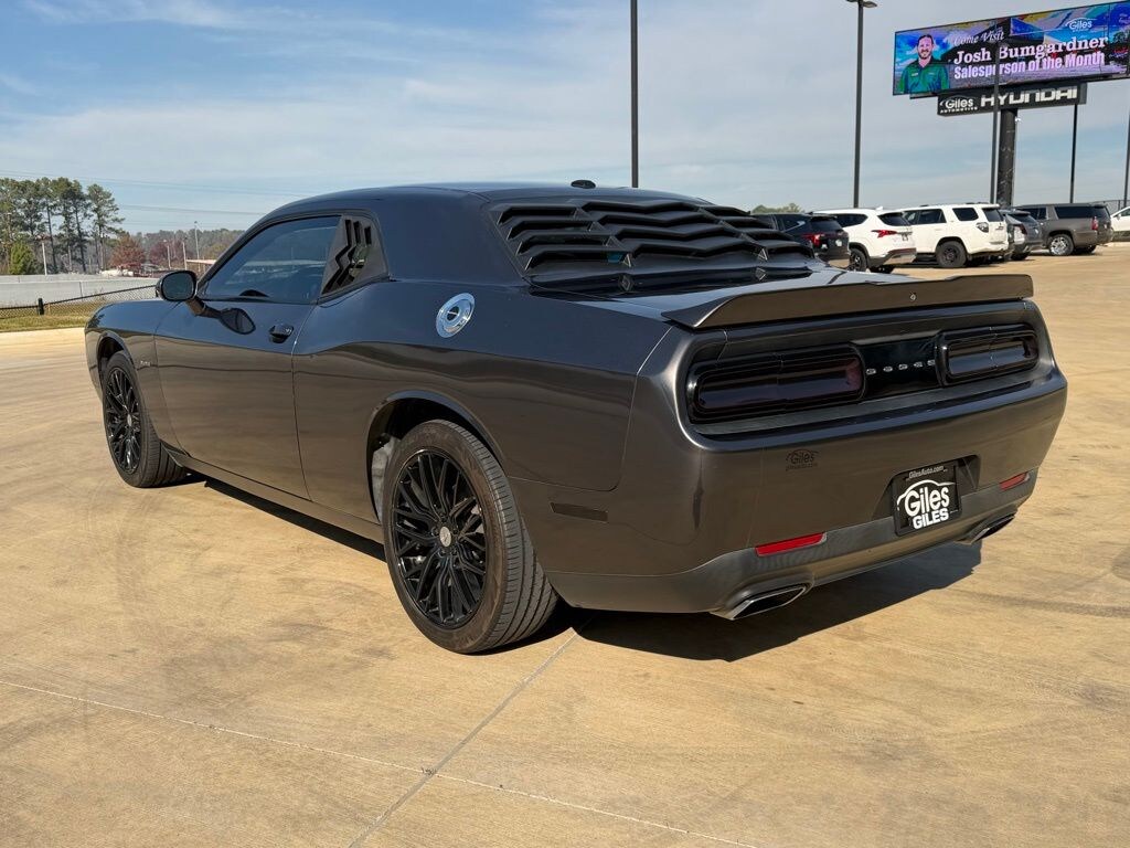 Used 2018 Dodge Challenger R/T Coupe