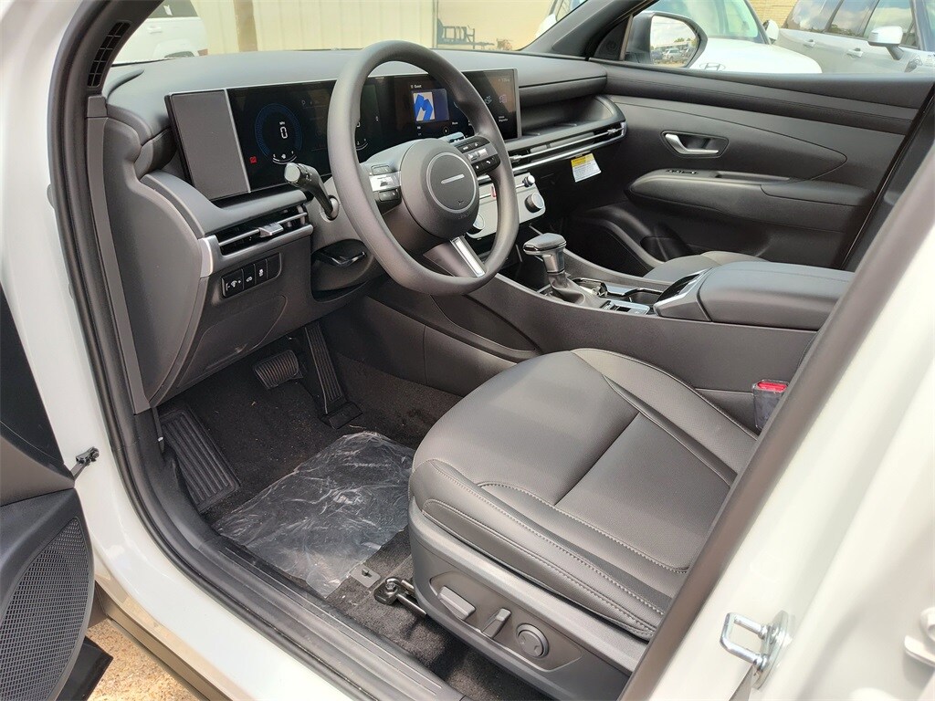 2026 Hyundai Santa Cruz SEL photo 2
