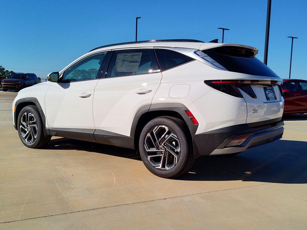New 2026 Hyundai Tucson Limited FWD SUV