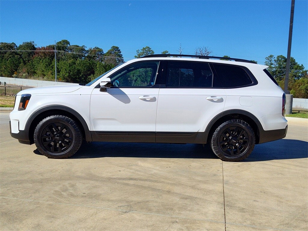 2024 Kia Telluride X-Pro photo 2
