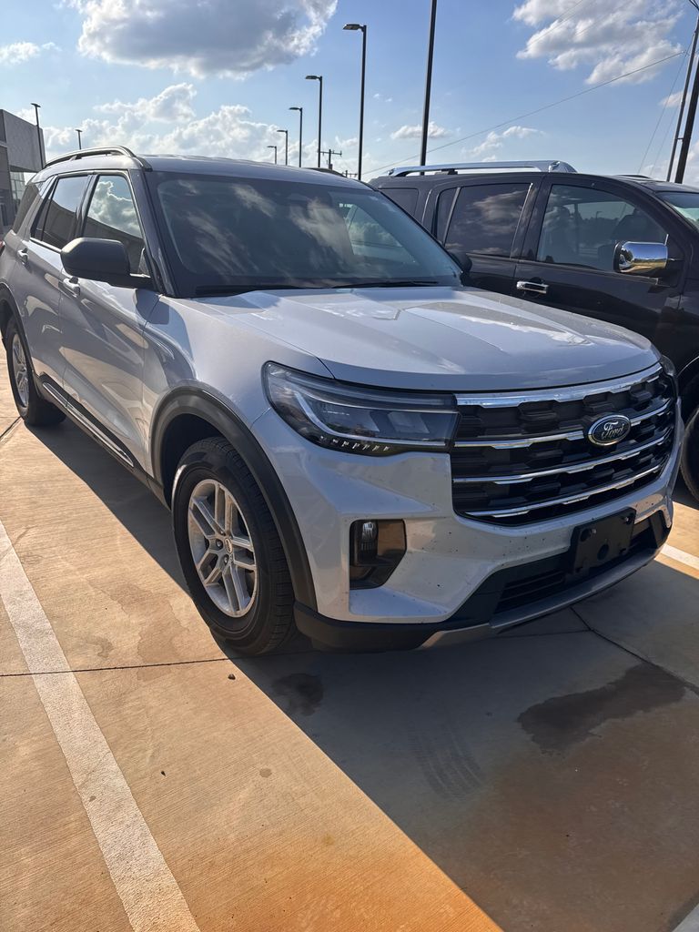 2025 Ford Explorer Active RWD (PL535)'s photo
