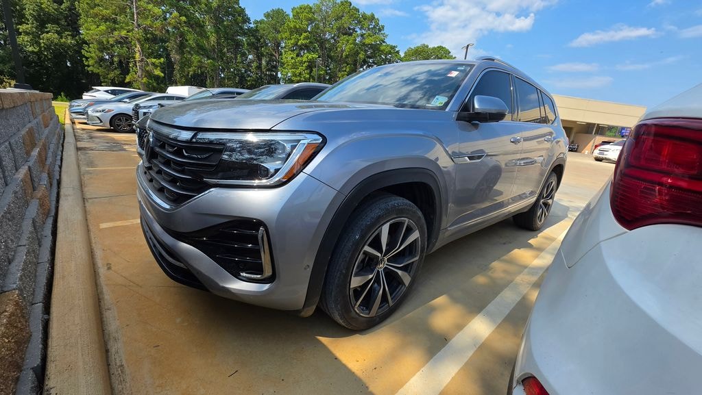 Used 2024 Volkswagen Atlas 2.0T SEL Premium R-Line SUV