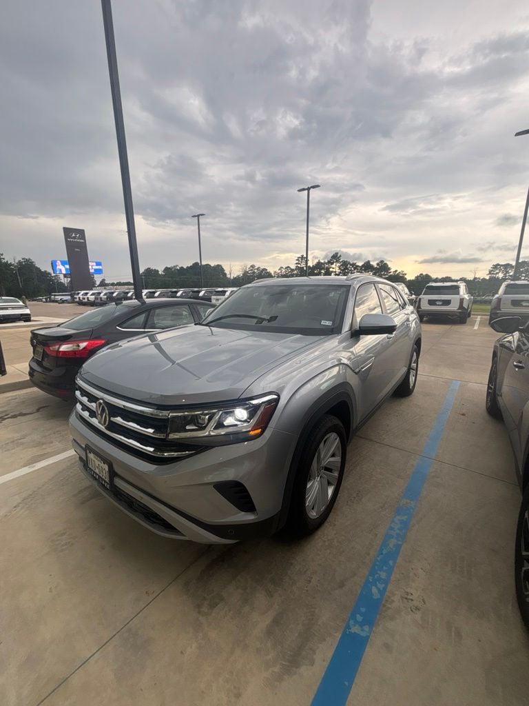 2022 Volkswagen Atlas Cross Sport 3.6L V6 SE W/Technology