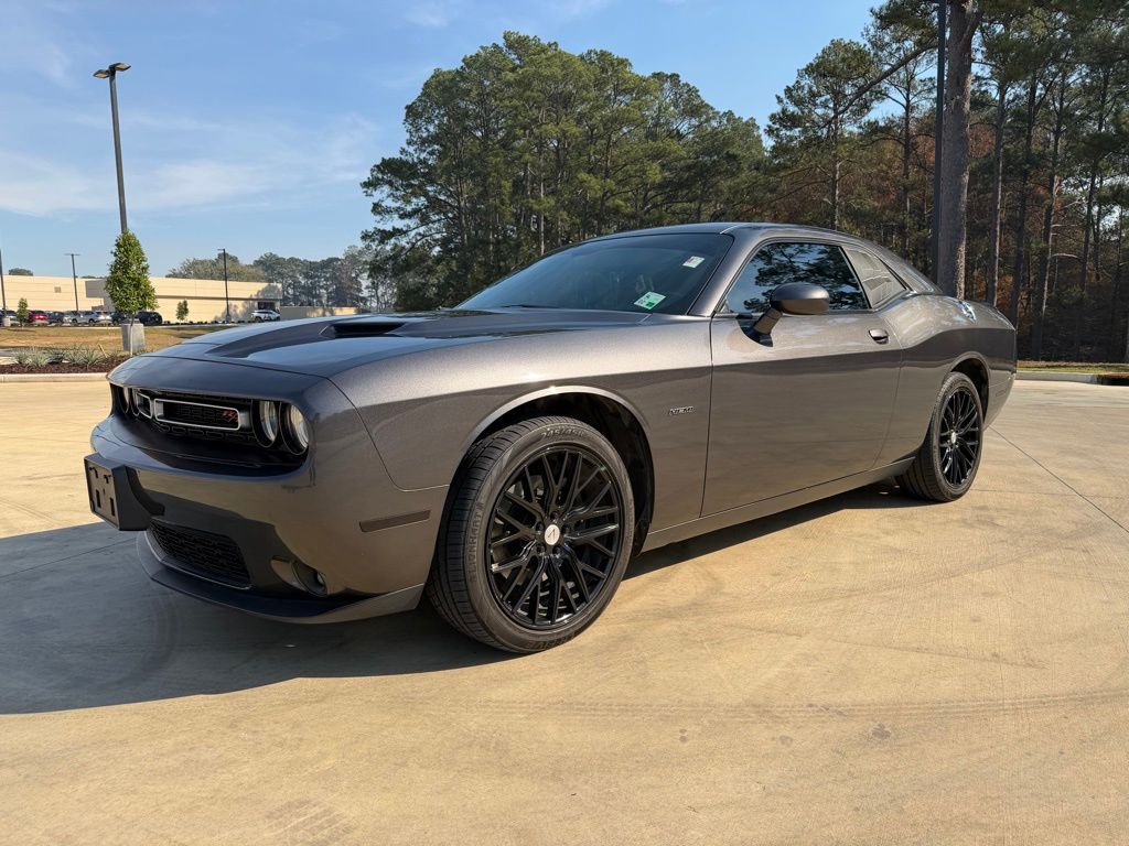 2018 Dodge Challenger R/T's photo