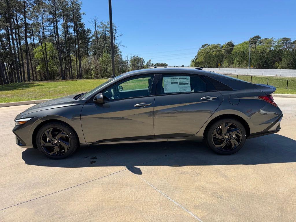 New 2026 Hyundai Elantra SEL Sport Sedan