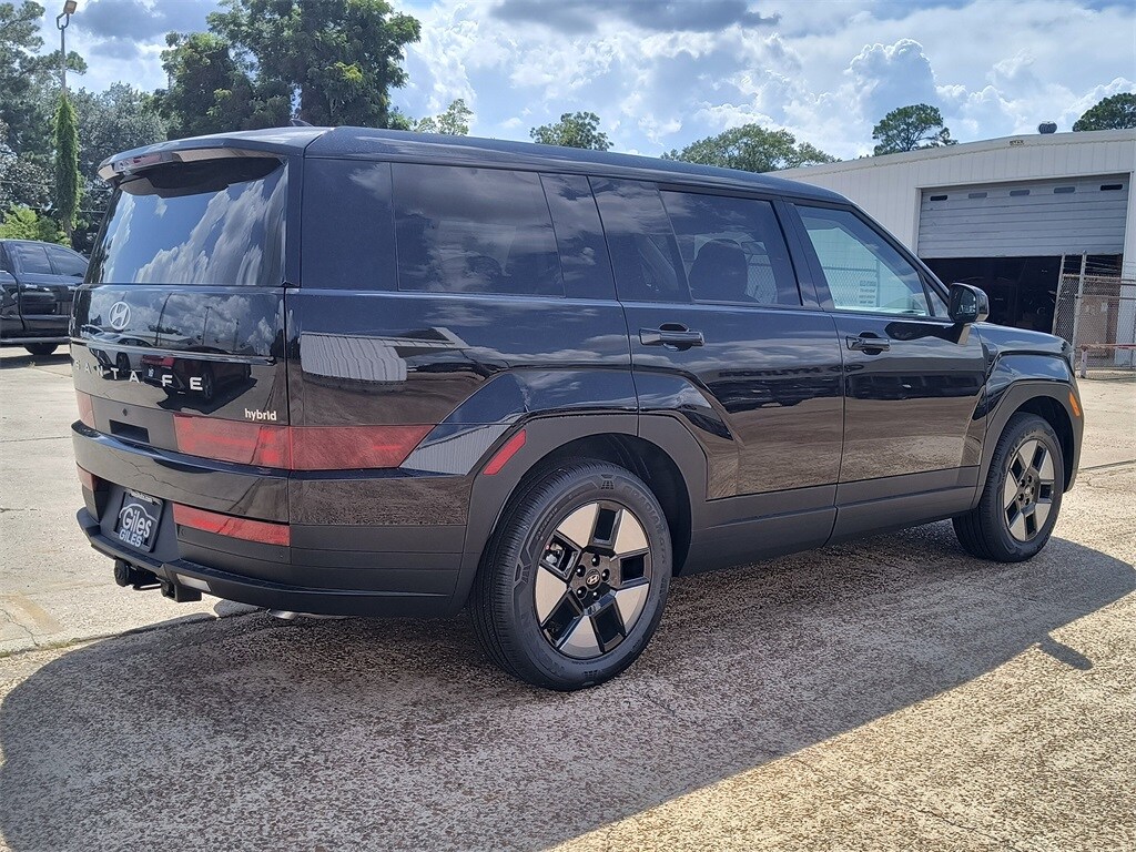 2026 Hyundai Santa Fe SE photo 4