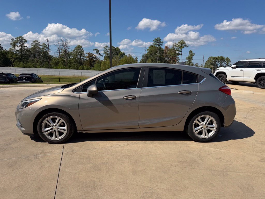 Used 2018 Chevrolet Cruze LT with VIN 3G1BE6SM0JS649670 for sale in Pineville, LA