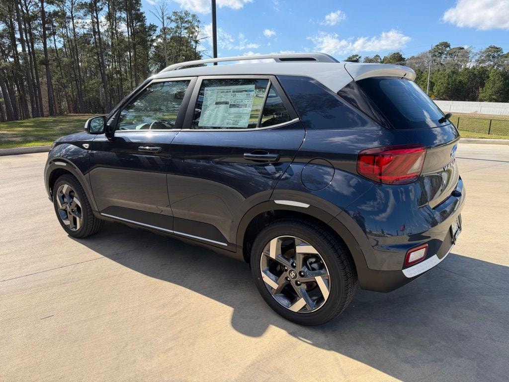 New 2026 Hyundai Venue SEL w/Two-Tone Roof SUV