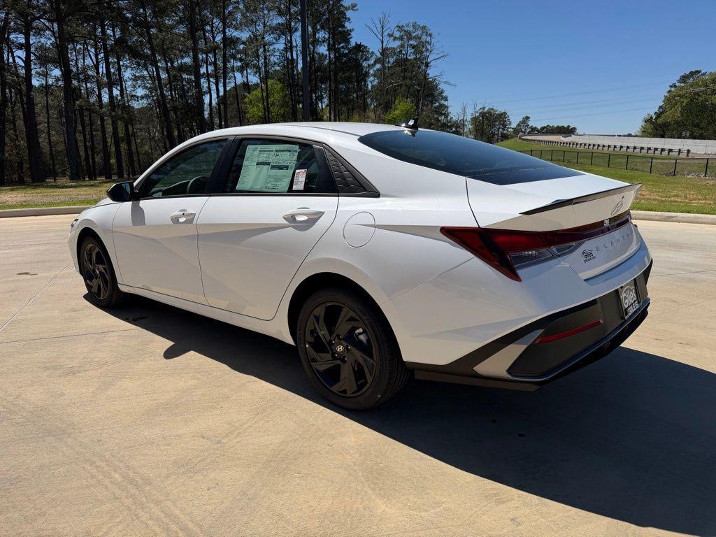 New 2026 Hyundai Elantra SEL Sport Sedan