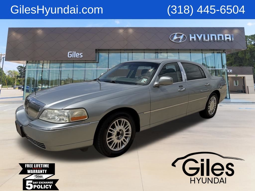 2006 Lincoln Town Car Designer Series