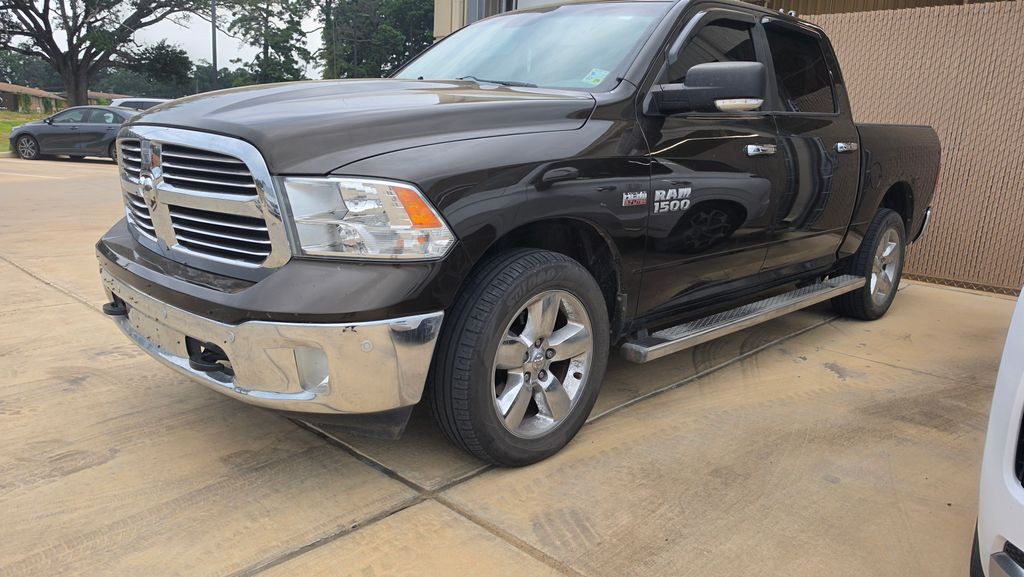 2014 RAM 1500 SLT Crew Cab 4WD