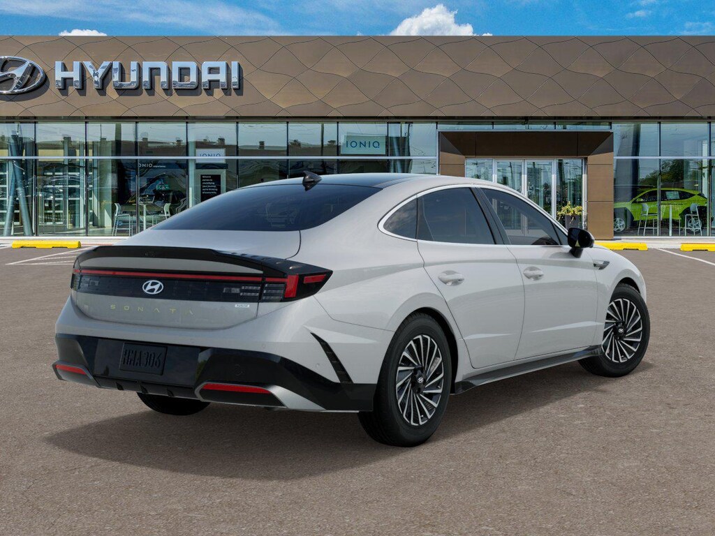 New 2025 Hyundai Sonata Hybrid Limited Sedan