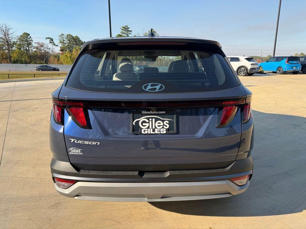New 2026 Hyundai Tucson SE FWD SUV