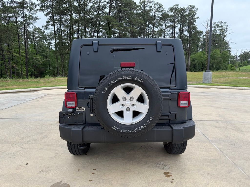 2016 Jeep Wrangler Unlimited Sport S - Photo 4