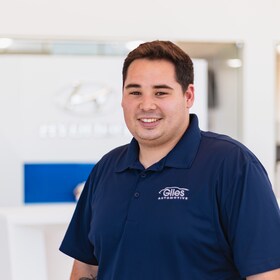 Staff member Preston Dixon from ID_d528e2c512d8