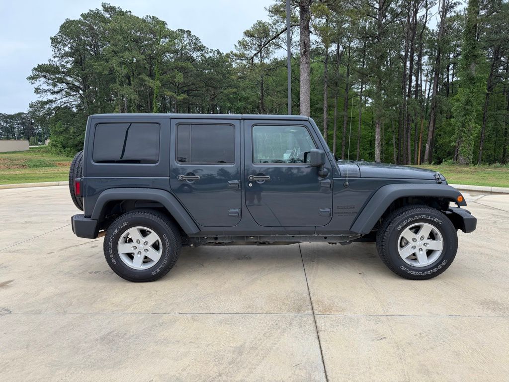 2016 Jeep Wrangler Unlimited Sport S - Photo 6