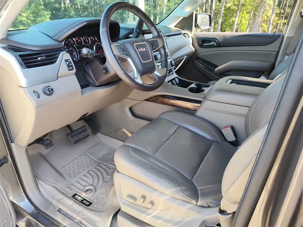 2016 Gmc Yukon XL SLT photo 2