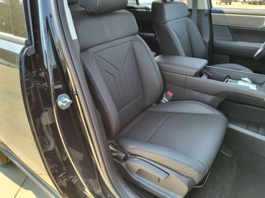 2026 Hyundai Santa Fe SEL - Photo 12