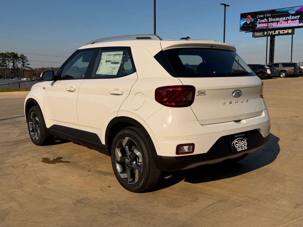 New 2026 Hyundai Venue SEL SUV