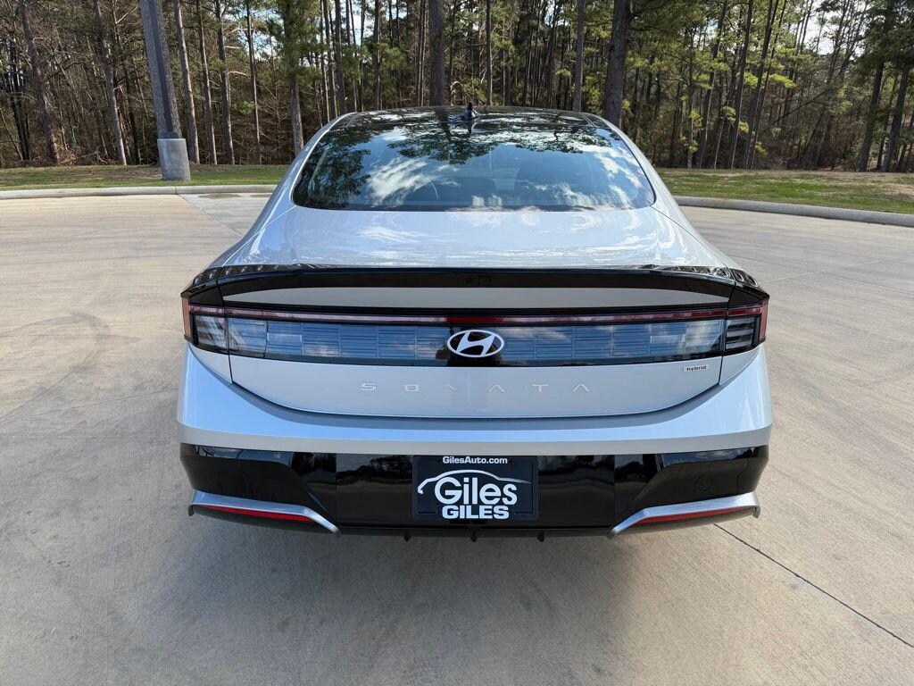 New 2026 Hyundai Sonata Hybrid SEL Sedan