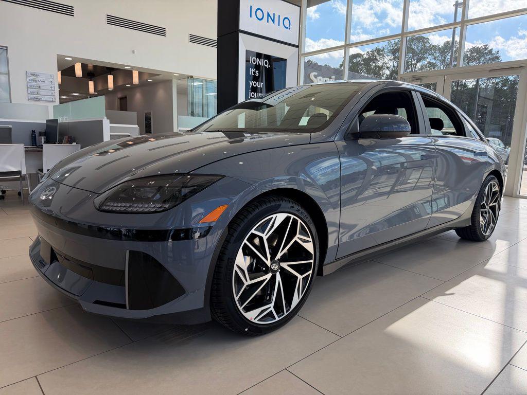 2025 Hyundai IONIQ 6 SEL's photo