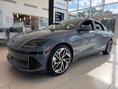 2025 Hyundai IONIQ 6 SEL Sedan