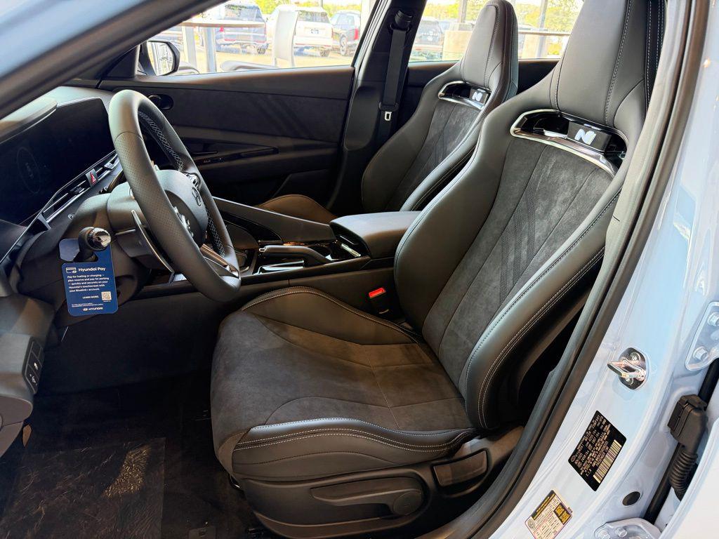2026 Hyundai Elantra N - Photo 9