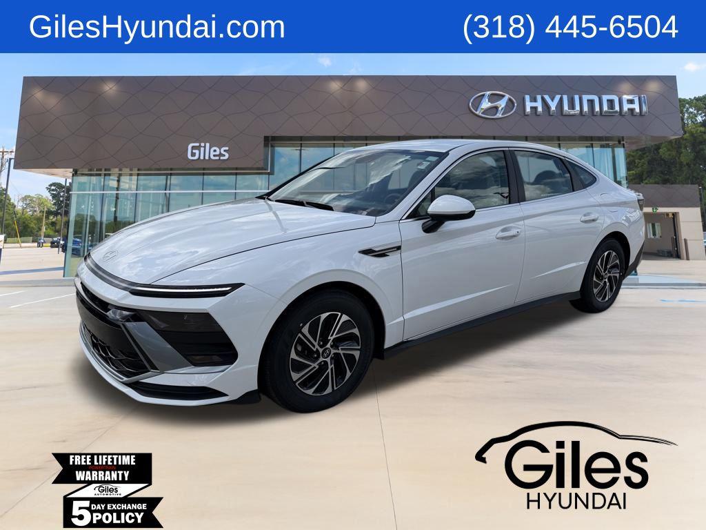 2026 Hyundai Sonata Hybrid Sedan 