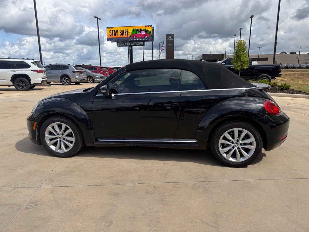 Used 2014 Volkswagen Beetle 2.0 with VIN 3VW5L7AT3EM819942 for sale in Pineville, LA