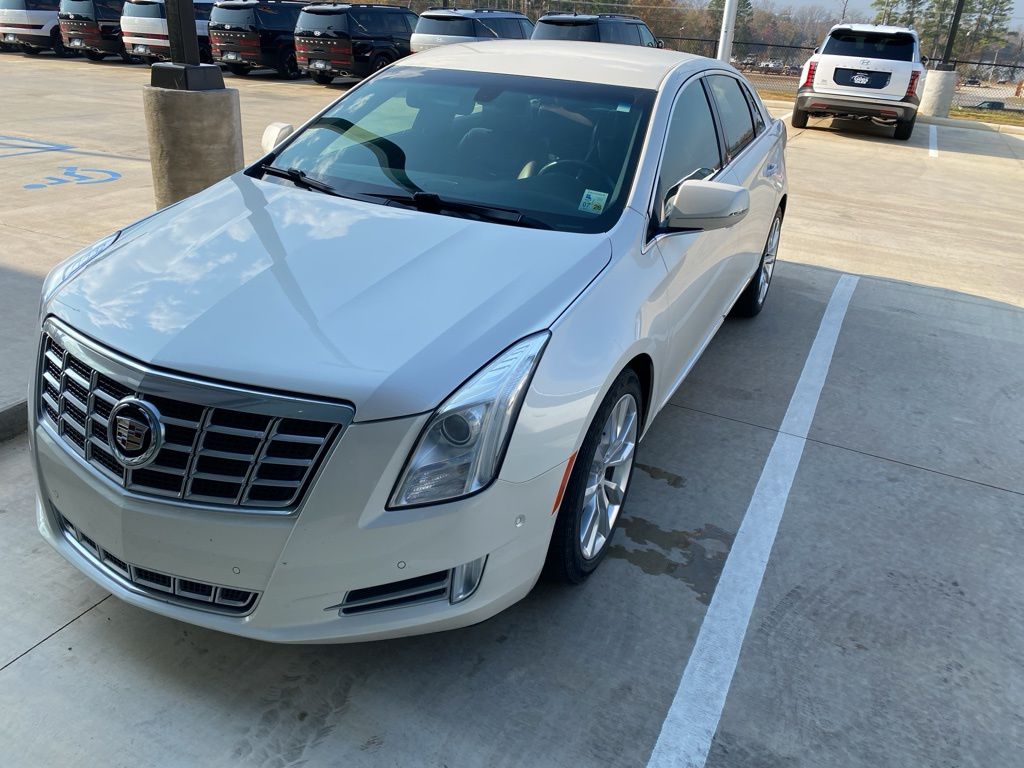 2015 Cadillac XTS Luxury Collection's photo