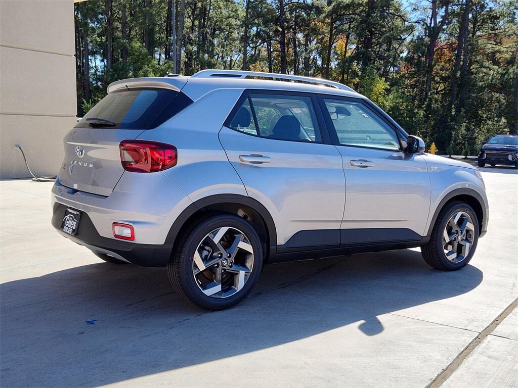 New 2026 Hyundai Venue SEL SUV