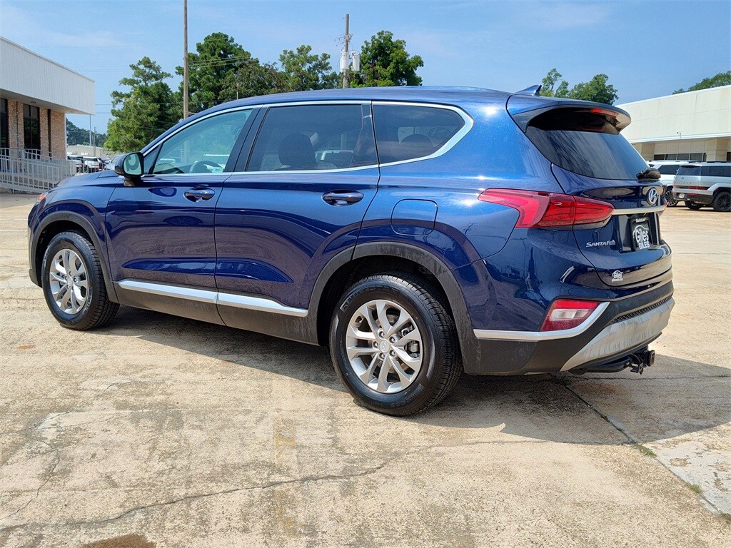 2020 Hyundai Santa Fe SEL photo 3