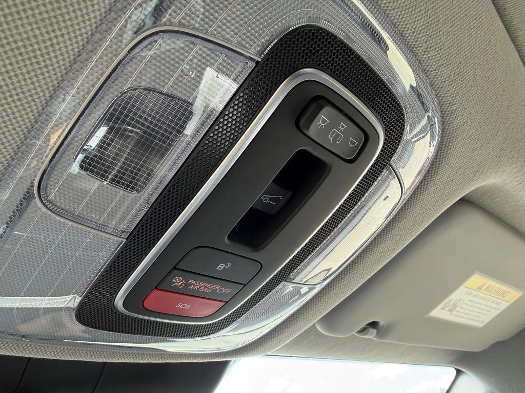 2026 Hyundai Elantra Limited - Photo 23