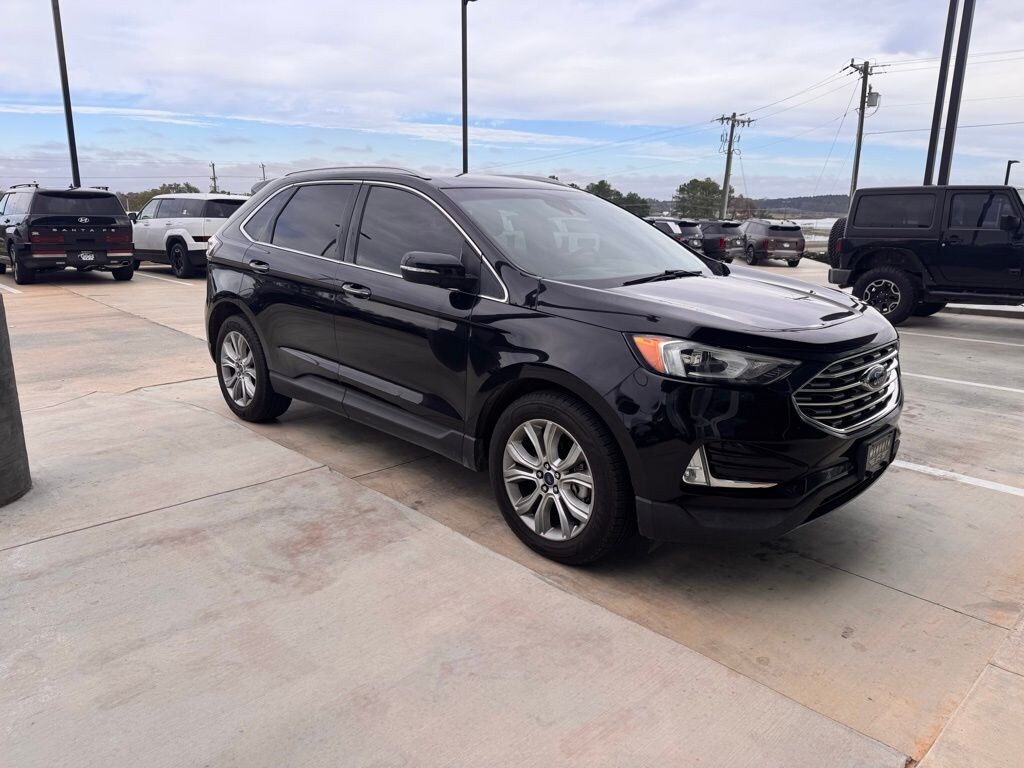 Used 2019 Ford Edge Titanium SUV