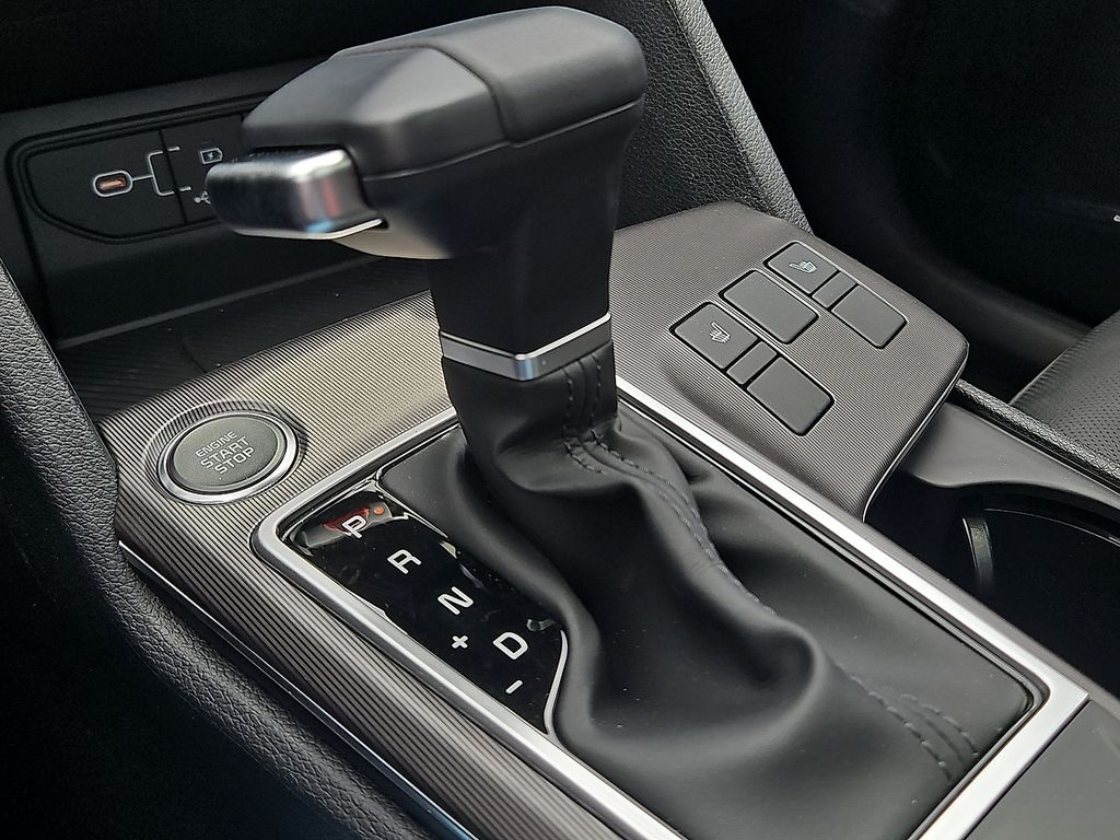 2026 Kia Sportage SX - Photo 28