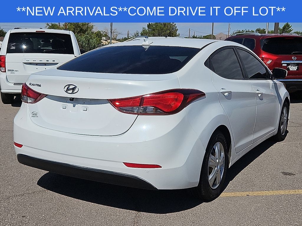 Used 2016 Hyundai Elantra SE Sedan