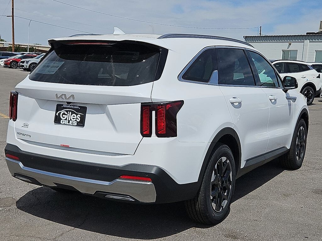New 2026 Kia Sorento S SUV