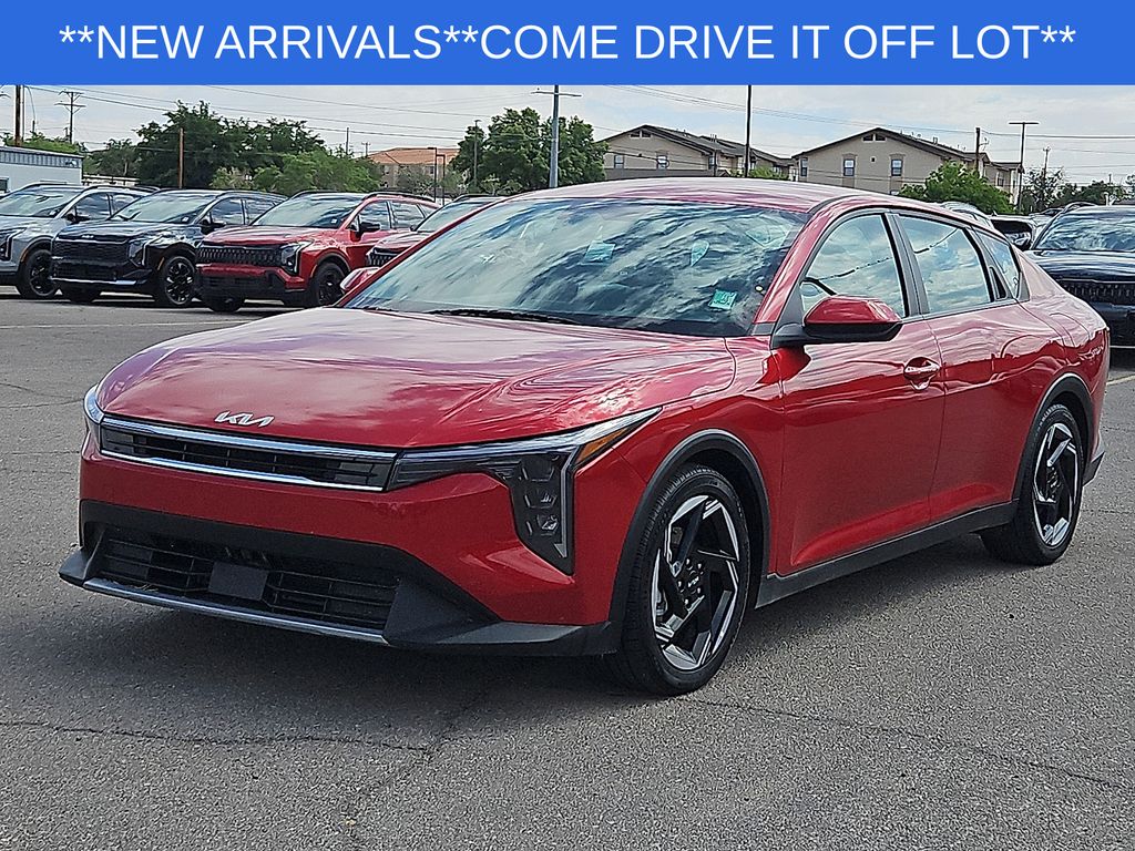 2025 Kia K4 EX AT's photo