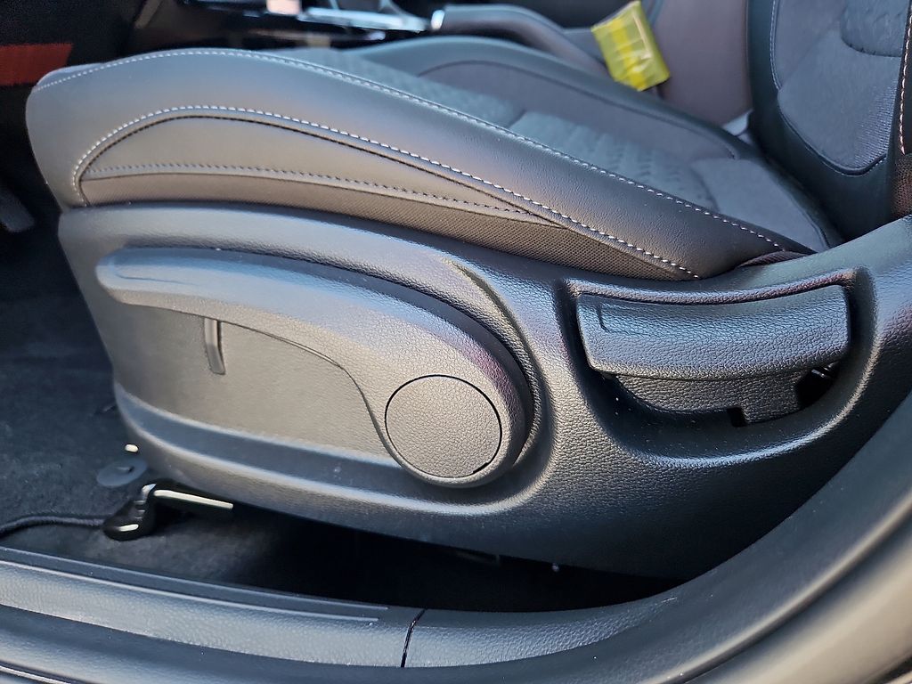 2025 Kia Seltos X-Line - Photo 20
