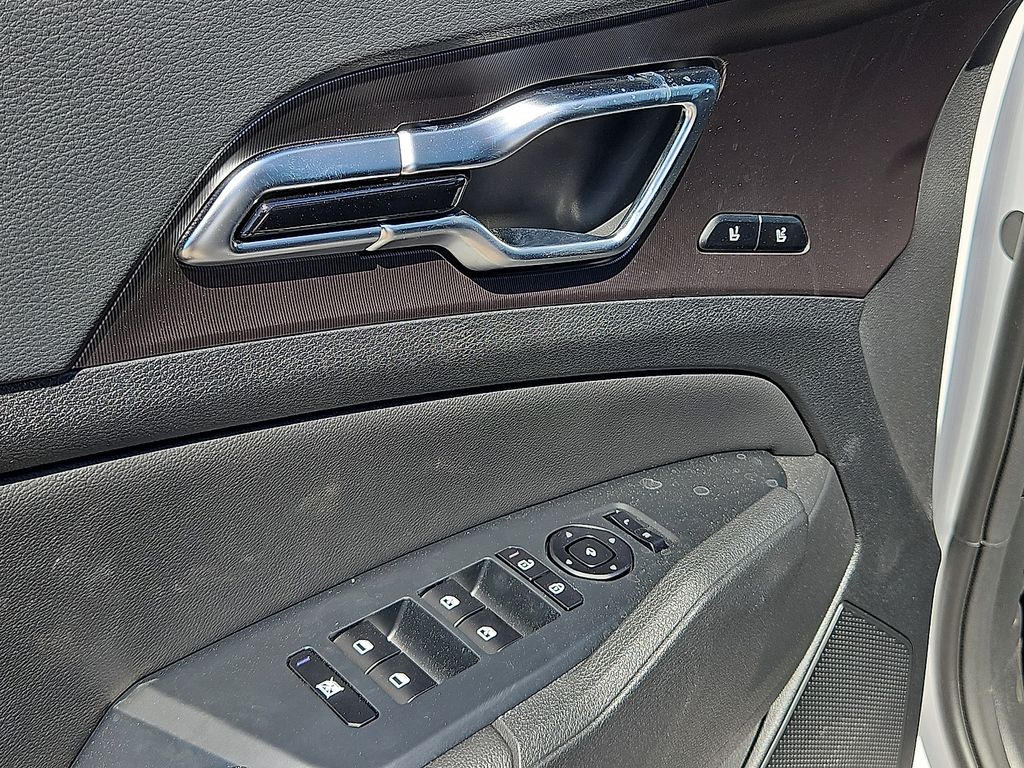 2026 Kia Sportage EX - Photo 18